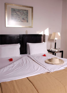 Habitación del hotel El Faro Escandinavo playa San Lorenzo Manta Ecuador 1-alojamiento-habitacion-hotel-el-faro-escandinavo-playa-san-lorenzo-manta-ecuador