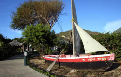 Ein traditionelles Fischerboot – endlich auf trockenem Lande