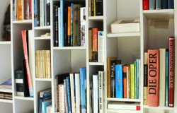 Unsere Bibliothek steht Ihnen zu verfügung