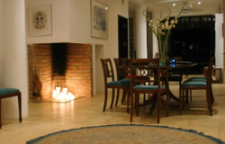 The dining room and the fire place