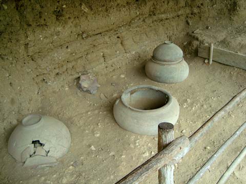 urnas-funerarias-agua-blanca-machalilla